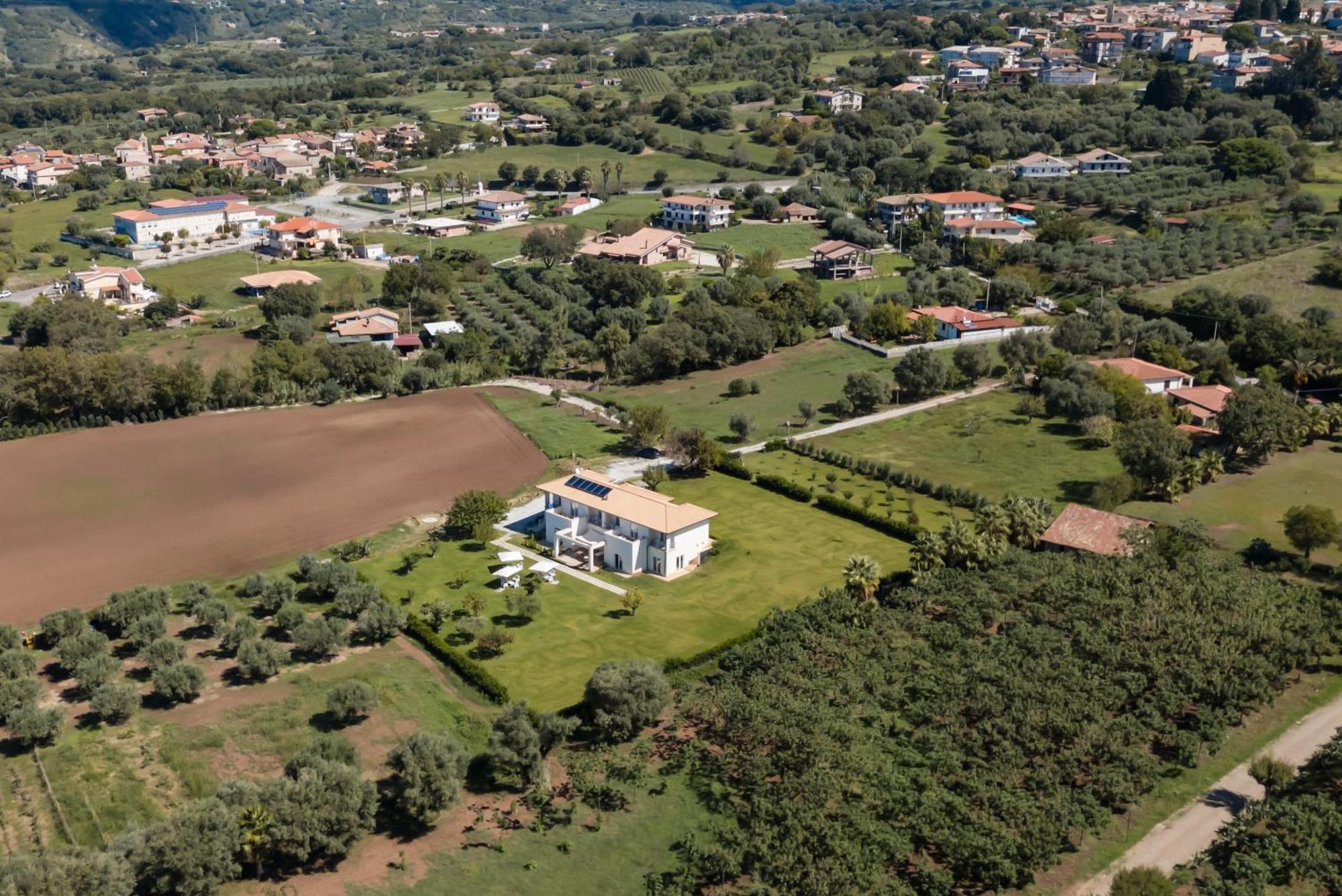 Villa Eirene ริกาดี ภายนอก รูปภาพ